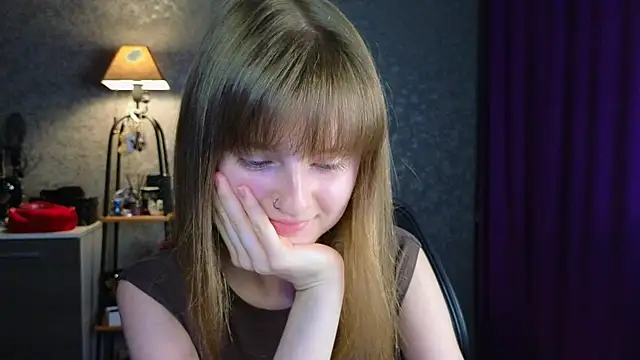 Miss Alisa  online show from June 14, 2026, 6:54 pm
