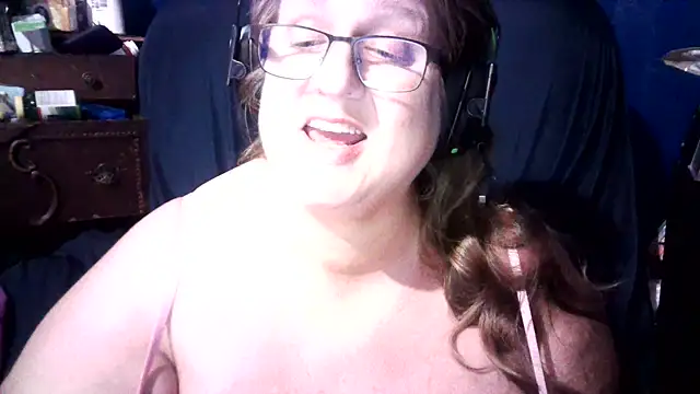 jade-belle online show from July 21, 2026, 6:27 am