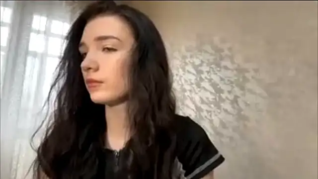 IsabellaWave online show from March 5, 2026, 10:55 am