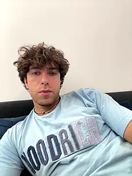 Snapshot of icyninesix chatting on December 14, 2025, 8:09 am icyninesix online show from December 14, 2025, 8:09 am