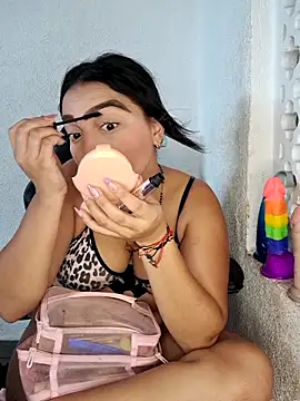 Mia em online show from March 4, 2026, 6:36 pm