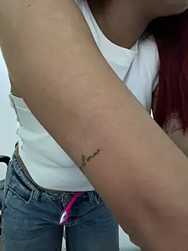 Zarahs Blare1 online show from February 3, 2026, 1:59 am