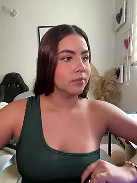 Snapshot of Zarahs_Blare1 chatting on July 12, 2026, 10:01 pm Zarahs Blare1 online show from July 12, 2026, 10:01 pm
