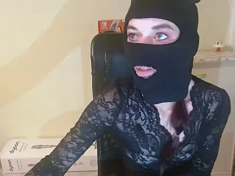 Snapshot of ntrlbdyy chatting on December 14, 2025, 10:09 am ntrlbdyy online show from December 14, 2025, 10:09 am