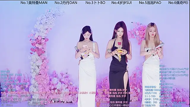 Luckygirls-339 online show from June 6, 2026, 10:47 pm