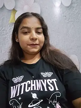 Snapshot of Himani_0122 chatting on June 21, 2026, 5:21 am Himani 0122 online show from June 21, 2026, 5:21 am