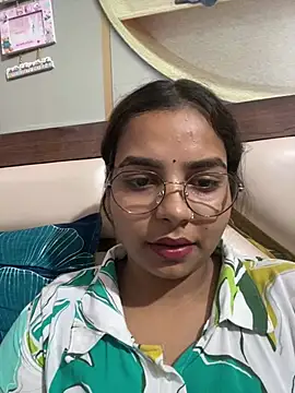 Snapshot of Himani_0122 chatting on June 29, 2026, 10:48 am Himani 0122 online show from June 29, 2026, 10:48 am