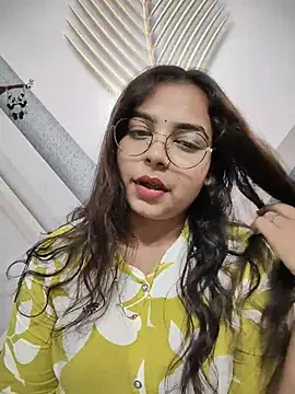 Snapshot of Himani_0122 chatting on July 9, 2026, 9:57 am Himani 0122 online show from July 9, 2026, 9:57 am