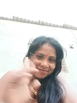 Shreya pandit online show from May 1, 2026, 12:43 pm