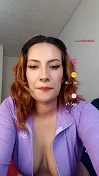 ScarlarletBlossomX online show from June 28, 2026, 5:41 pm