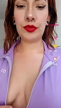 ScarlarletBlossomX online show from July 7, 2026, 5:06 pm