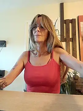 Sacha Scorp online show from December 17, 2025, 2:34 pm