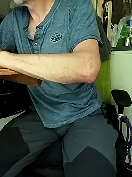 Snapshot of Quebec46 chatting on May 22, 2026, 2:55 pm Quebec46 online show from May 22, 2026, 2:55 pm