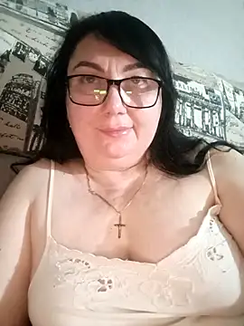 MariSwan222 online show from May 1, 2026, 8:57 pm