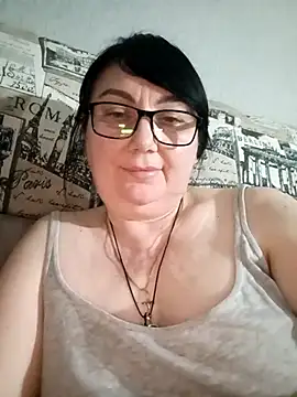 Snapshot of MariSwan222 chatting on May 11, 2026, 5:21 pm MariSwan222 online show from May 11, 2026, 5:21 pm