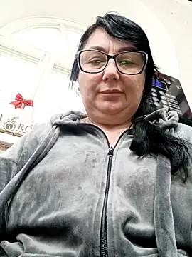 MariSwan222 online show from May 13, 2026, 3:42 pm