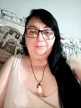 Snapshot of MariSwan222 chatting on May 14, 2026, 8:37 pm MariSwan222 online show from May 14, 2026, 8:37 pm