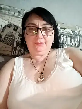 MariSwan222 online show from May 20, 2026, 8:26 pm