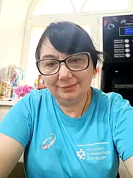 Snapshot of MariSwan222 chatting on May 31, 2026, 6:31 am MariSwan222 online show from May 31, 2026, 6:31 am
