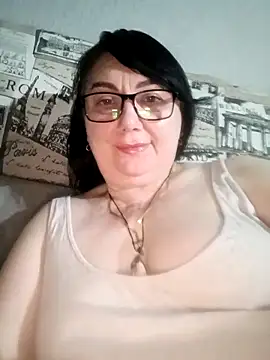 Snapshot of MariSwan222 chatting on June 8, 2026, 8:31 pm MariSwan222 online show from June 8, 2026, 8:31 pm