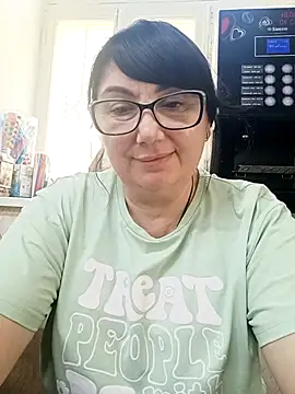 MariSwan222 online show from June 17, 2026, 9:34 am
