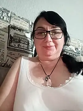 MariSwan222 online show from June 27, 2026, 6:02 pm