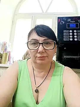 MariSwan222 online show from July 18, 2026, 11:36 am