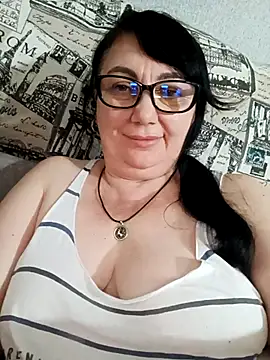 MariSwan222 online show from July 22, 2026, 2:09 pm