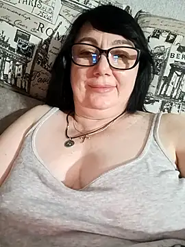Snapshot of MariSwan222 chatting on July 28, 2026, 7:39 pm MariSwan222 online show from July 28, 2026, 7:39 pm
