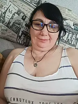 MariSwan222 online show from August 1, 2026, 3:33 pm