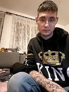 Snapshot of hotchris0708 chatting on December 16, 2025, 5:51 pm hotchris0708 online show from December 16, 2025, 5:51 pm