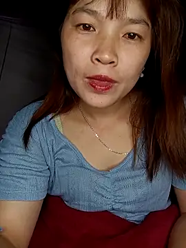 May-Ne online show from April 27, 2026, 2:37 pm