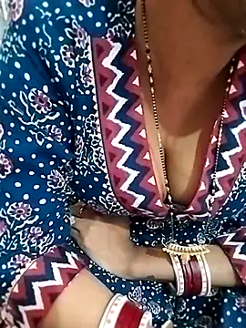 Snapshot of Dollybaby-sexy chatting on December 15, 2025, 9:13 am Dollybaby-sexy online show from December 15, 2025, 9:13 am