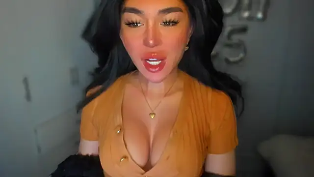 Snapshot of mxshemale_ladyboy chatting on January 2, 2025, 1:17 am mxshemale ladyboy online show from January 2, 2025, 1:17 am