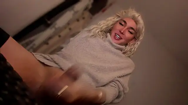 Snapshot of mxshemale_ladyboy chatting on November 6, 2025, 10:32 pm mxshemale ladyboy online show from November 6, 2025, 10:32 pm