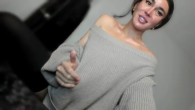 Snapshot of mxshemale_ladyboy chatting on June 25, 2026, 12:42 pm mxshemale ladyboy online show from June 25, 2026, 12:42 pm