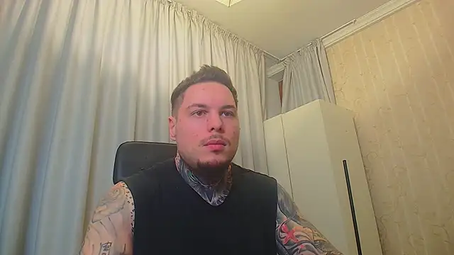 Snapshot of TroyStroud chatting on December 16, 2025, 5:23 am TroyStroud online show from December 16, 2025, 5:23 am