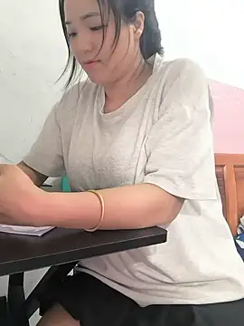 Snapshot of Sisilaydy_01 chatting on June 27, 2026, 3:39 pm Sisilaydy 01 online show from June 27, 2026, 3:39 pm