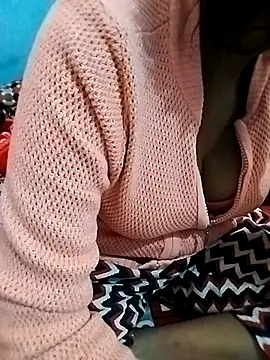 Snapshot of Soniya-shina chatting on December 16, 2025, 3:44 am Soniya-shina online show from December 16, 2025, 3:44 am