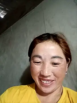 Snapshot of seacyre chatting on April 4, 2026, 11:13 pm seacyre online show from April 4, 2026, 11:13 pm
