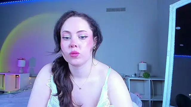 Snapshot of AlbaLimory chatting on May 15, 2026, 1:18 pm AlbaLimory online show from May 15, 2026, 1:18 pm