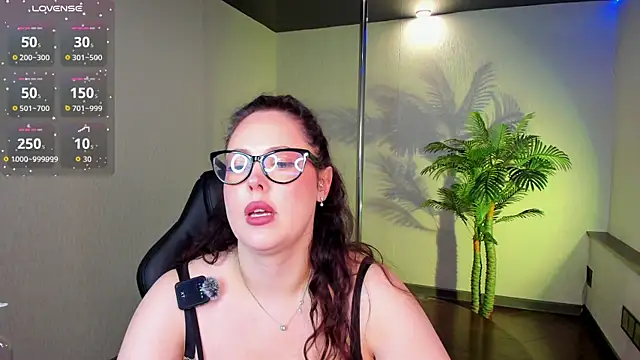 AlbaLimory online show from July 3, 2026, 5:08 pm