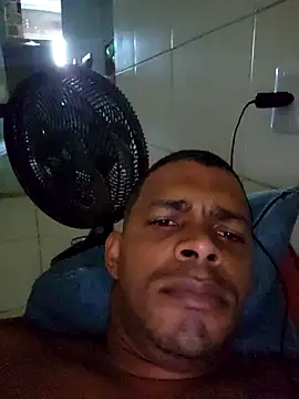 Snapshot of marreta240675 chatting on March 5, 2026, 10:33 am marreta240675 online show from March 5, 2026, 10:33 am