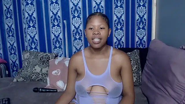 TemptingCloeXx online show from January 11, 2026, 8:30 am