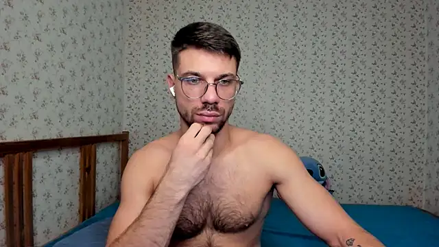 Snapshot of Tony_Wolf chatting on January 10, 2026, 1:18 am Tony Wolf online show from January 10, 2026, 1:18 am