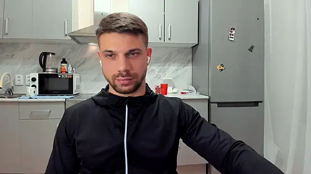 Snapshot of Tony_Wolf chatting on February 10, 2026, 10:25 pm Tony Wolf online show from February 10, 2026, 10:25 pm