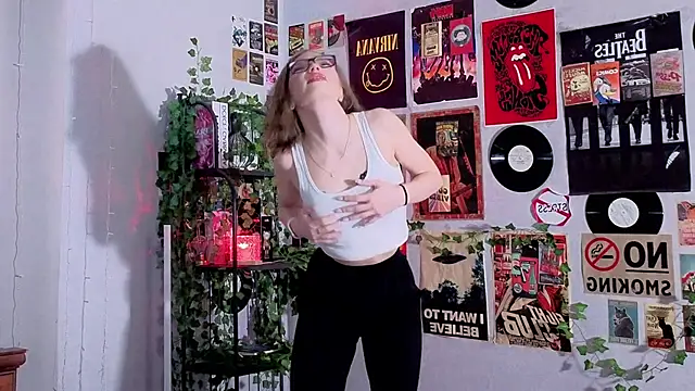 JeaneneWoltz online show from January 15, 2026, 10:09 am