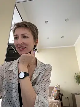 Snapshot of Sensual_Flower chatting on February 25, 2026, 9:19 am Sensual Flower online show from February 25, 2026, 9:19 am