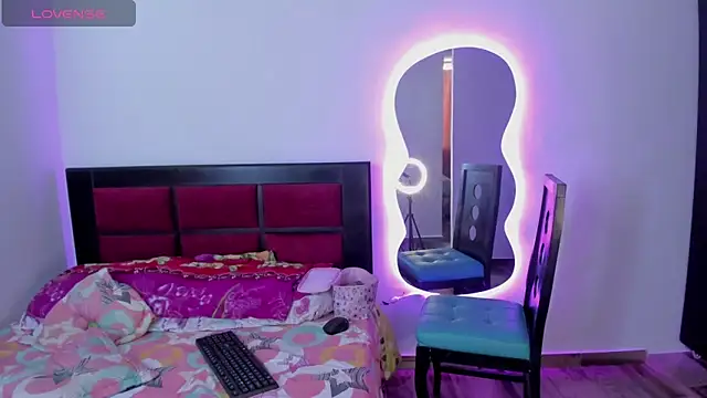 CRISTAL T2 online show from February 23, 2026, 6:16 pm