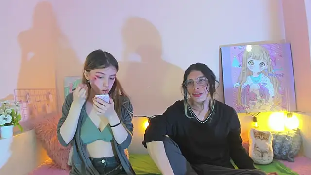 Briar y Blair online show from December 22, 2025, 2:25 pm